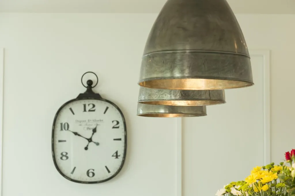 The Establishment Boutique Accommodation Christchurch