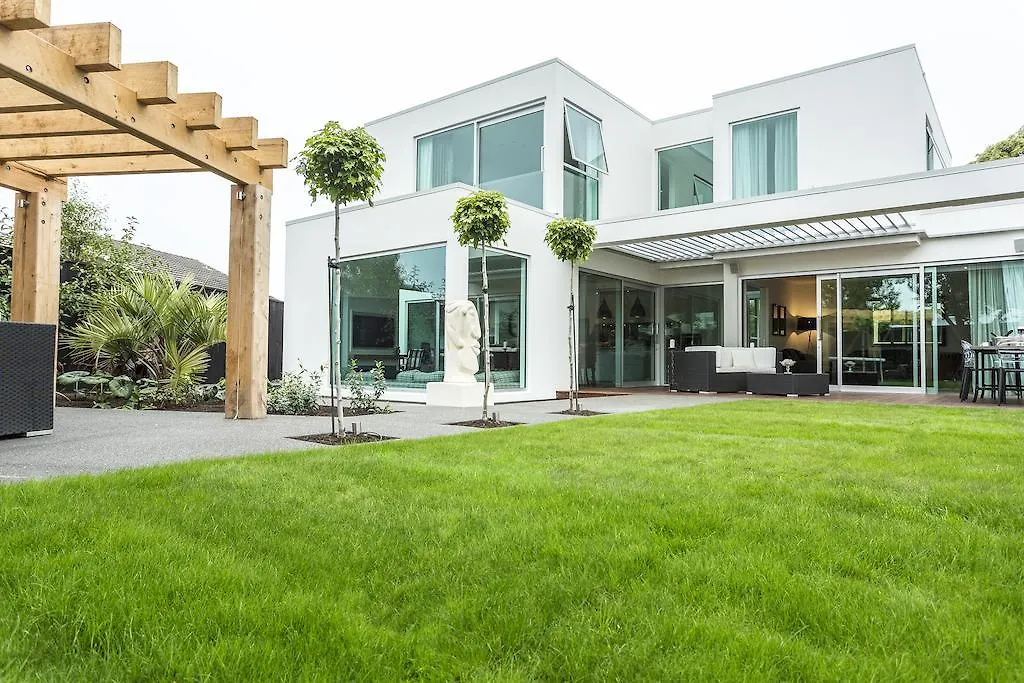 Bed & Breakfast The Establishment Boutique Accommodation Christchurch