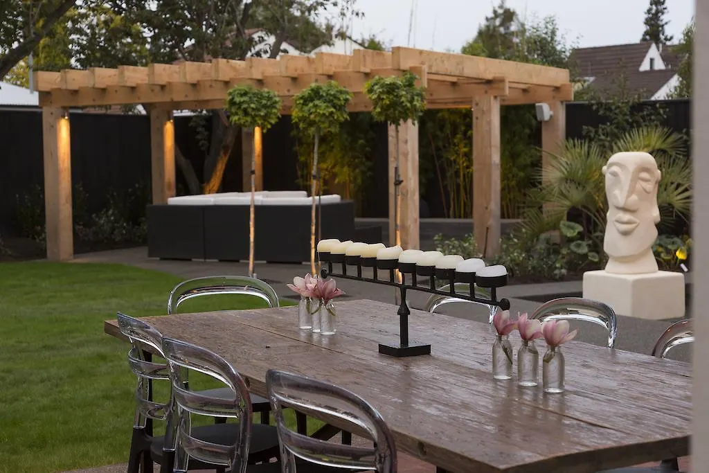 The Establishment Boutique Accommodation Christchurch 5*,