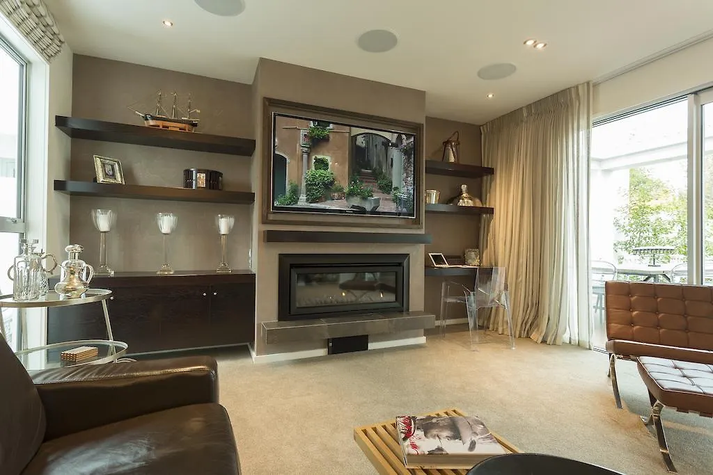 The Establishment Boutique Accommodation Christchurch Panzió