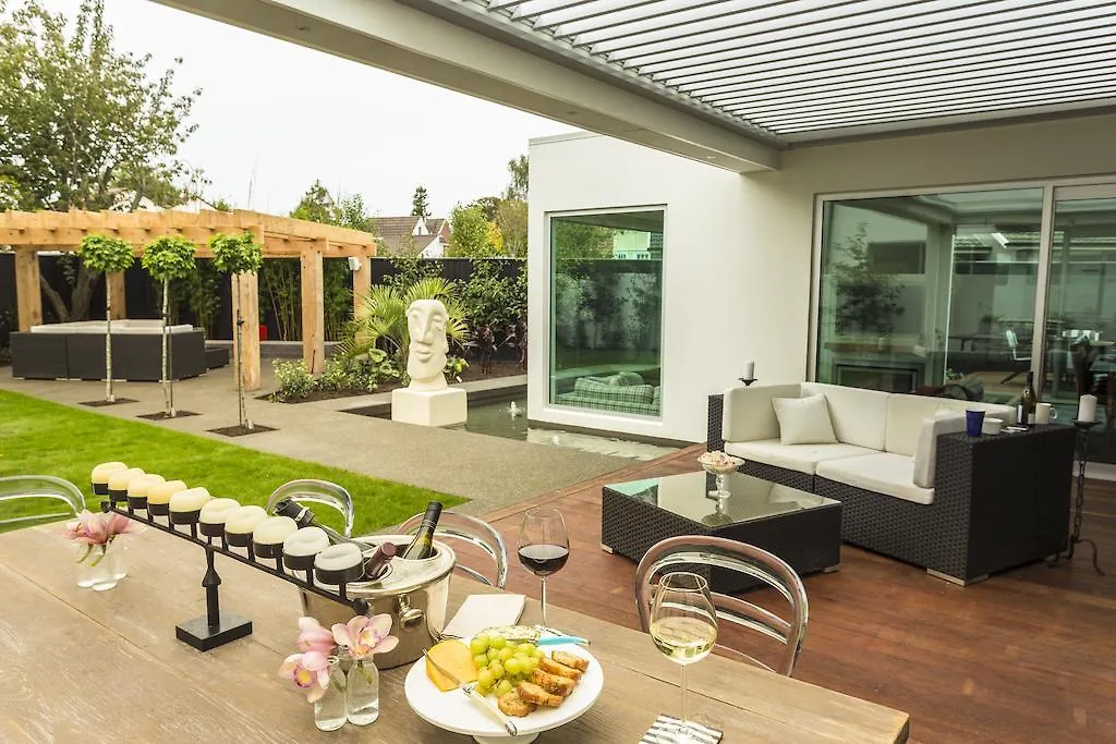 The Establishment Boutique Accommodation Christchurch Panzió