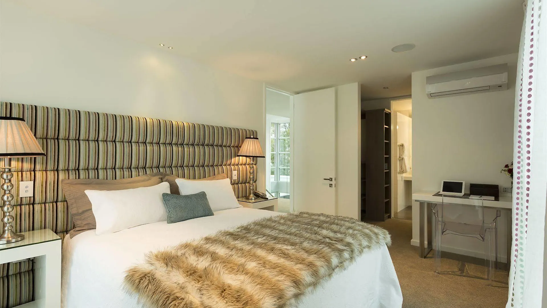 The Establishment Boutique Accommodation Christchurch Panzió